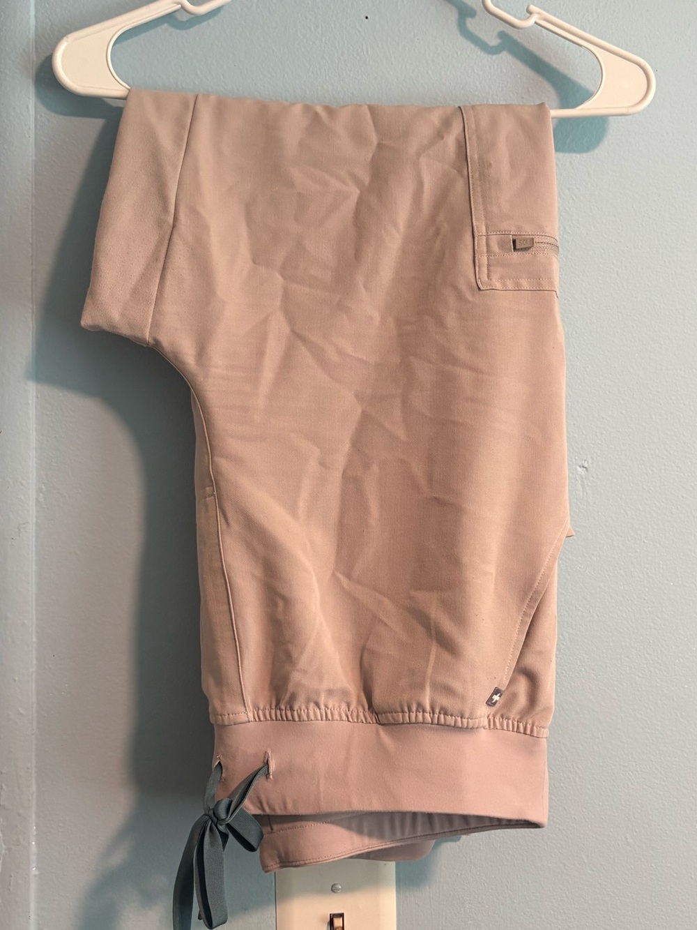FIGS SET Light Taupe Drawstring Shorts women’s